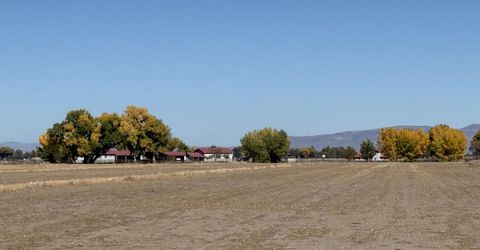 30 E Tognoli Lane, Yerington, NV 89447 Photo