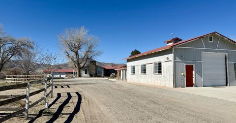 30 E Tognoli Lane, Yerington, NV 89447 Photo