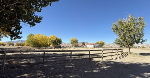 30 E Tognoli Lane, Yerington, NV 89447 Photo