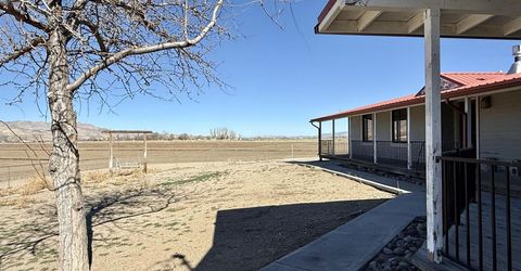 30 E Tognoli Lane, Yerington, NV 89447 Photo