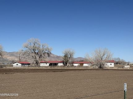 30 E Tognoli Lane, Yerington, NV 89447 Photo