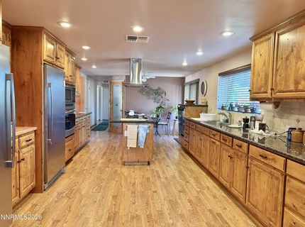 30 E Tognoli Lane, Yerington, NV 89447 Photo
