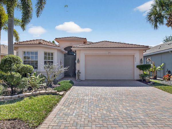 8270 Azure Coast Blvd, Lake Worth, FL 33467