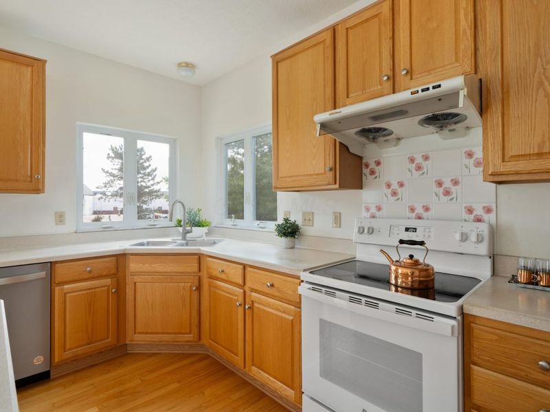 3899 Hampshire Avenue , Powell, OH 43065 Photo 16