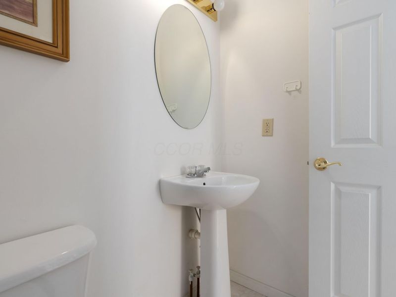 3899 Hampshire Avenue , Powell, OH 43065 Photo 19