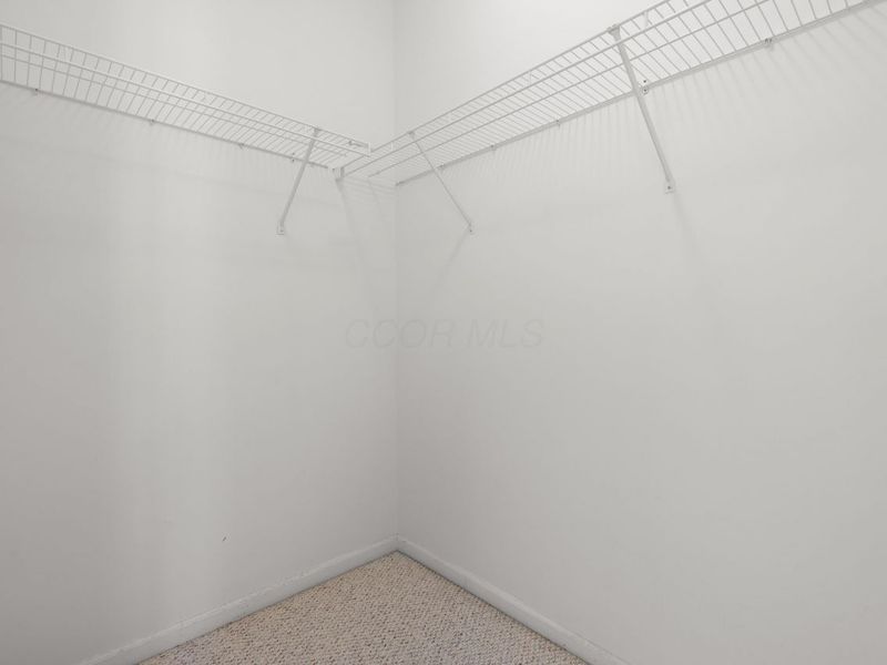 3899 Hampshire Avenue , Powell, OH 43065 Photo 27