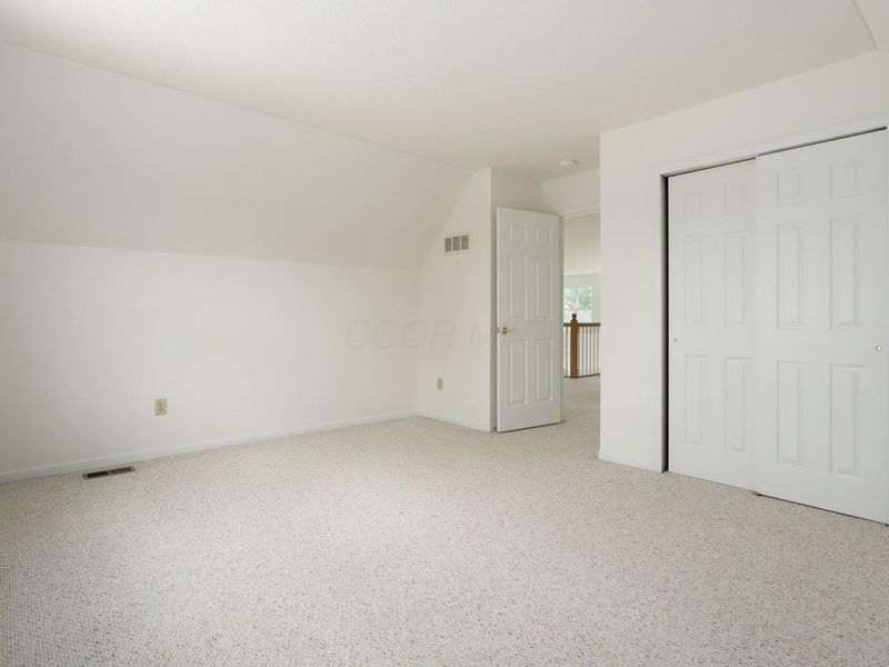 3899 Hampshire Avenue , Powell, OH 43065 Photo 36