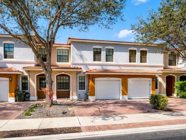 238 E Chrystie Circle, Delray Beach, FL 33484