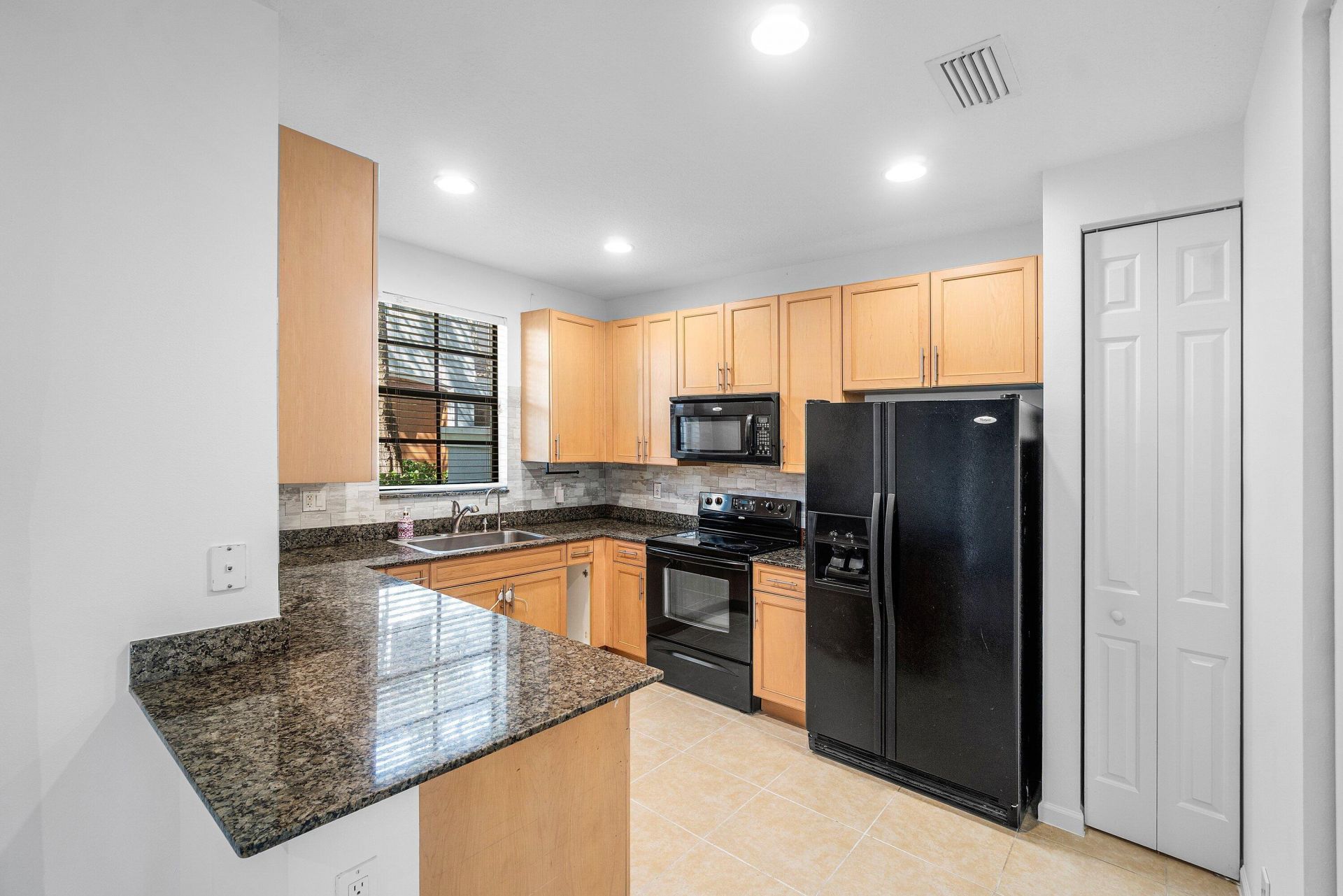 238 E Chrystie Circle, Delray Beach, FL 33484 Photo