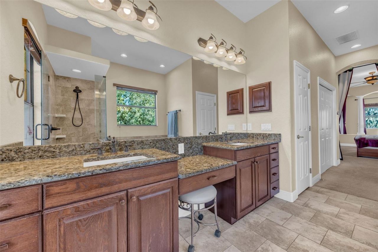 13101 Shadow Run Boulevard , Riverview, FL 33569 Photo