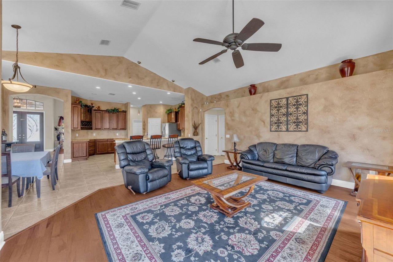 13101 Shadow Run Boulevard , Riverview, FL 33569 Photo