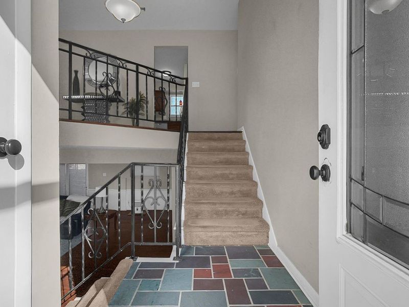 1452 Ironwood Drive, Columbus, OH 43229 Photo 5