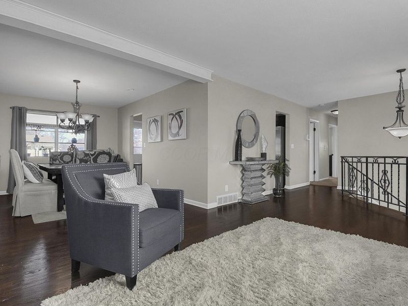 1452 Ironwood Drive, Columbus, OH 43229 Photo 7