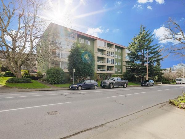 1235 Johnson St , Unit 201, Victoria, BC V8V 3N9