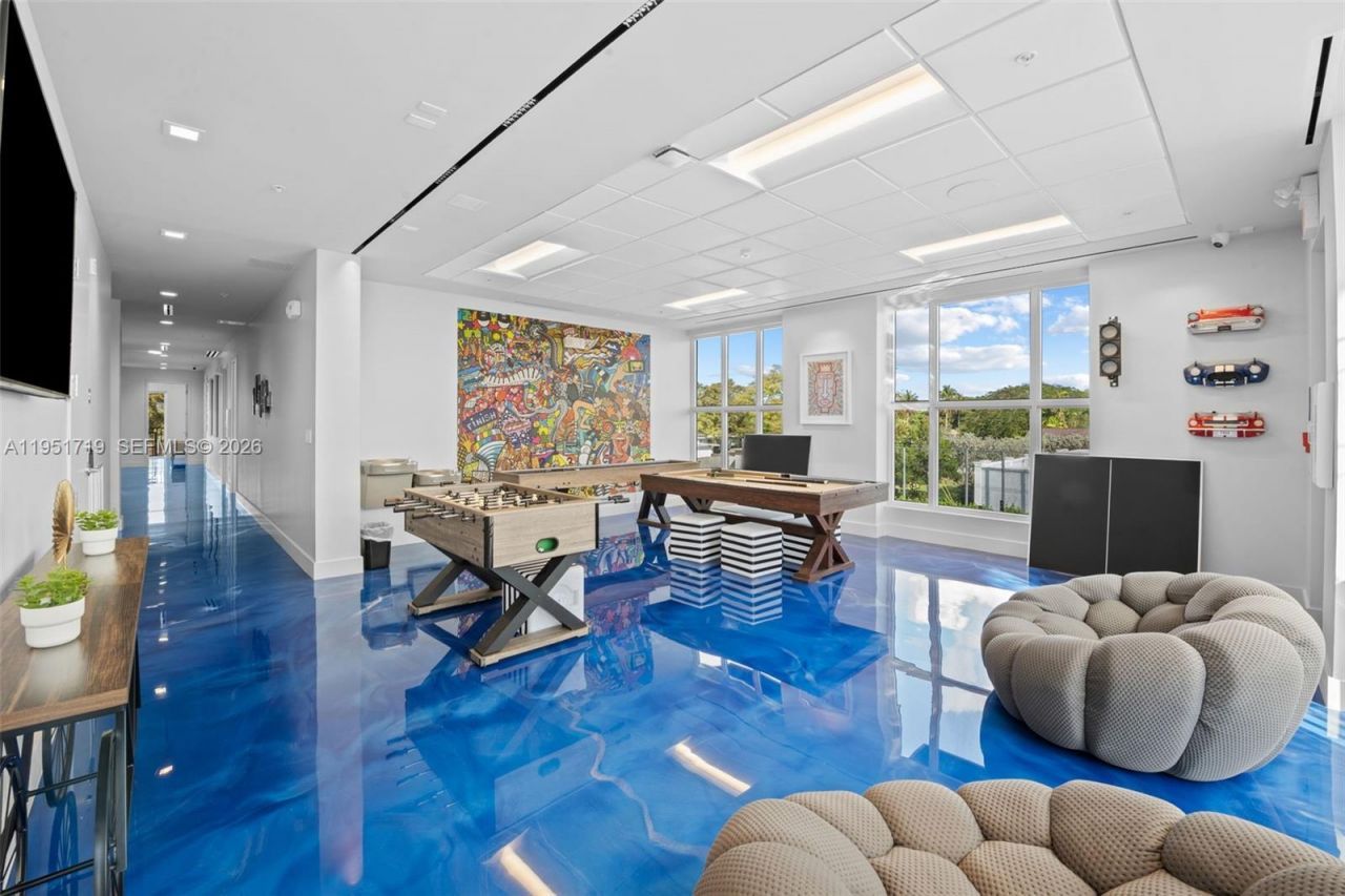 6061 SW 13th St , West Miami, FL 33144 Photo