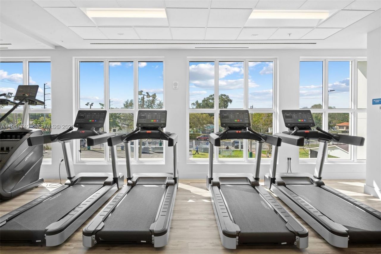 6061 SW 13th St , West Miami, FL 33144 Photo