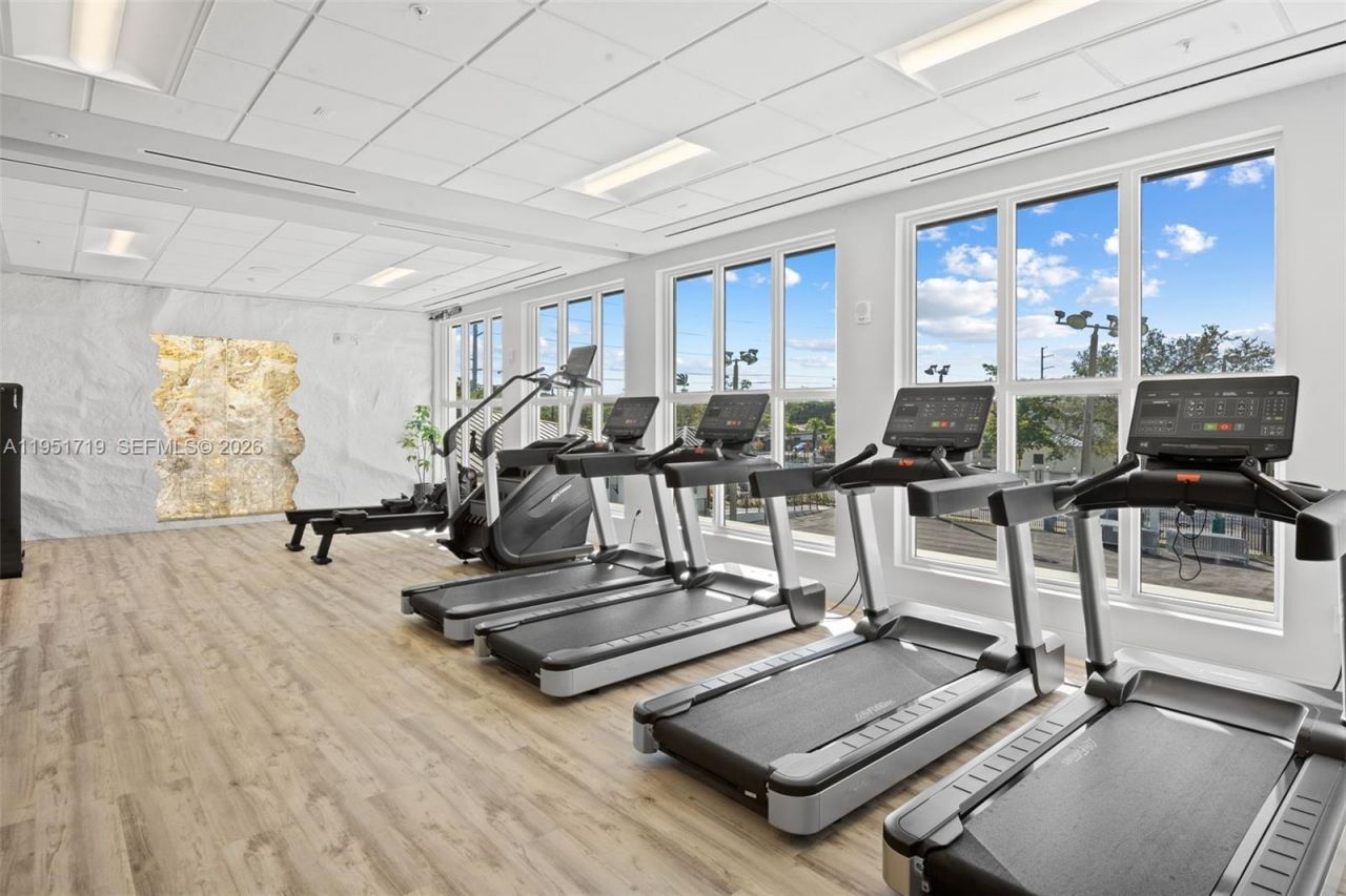 6061 SW 13th St , West Miami, FL 33144 Photo