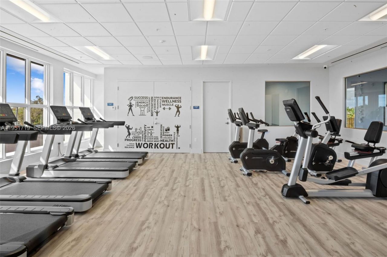 6061 SW 13th St , West Miami, FL 33144 Photo