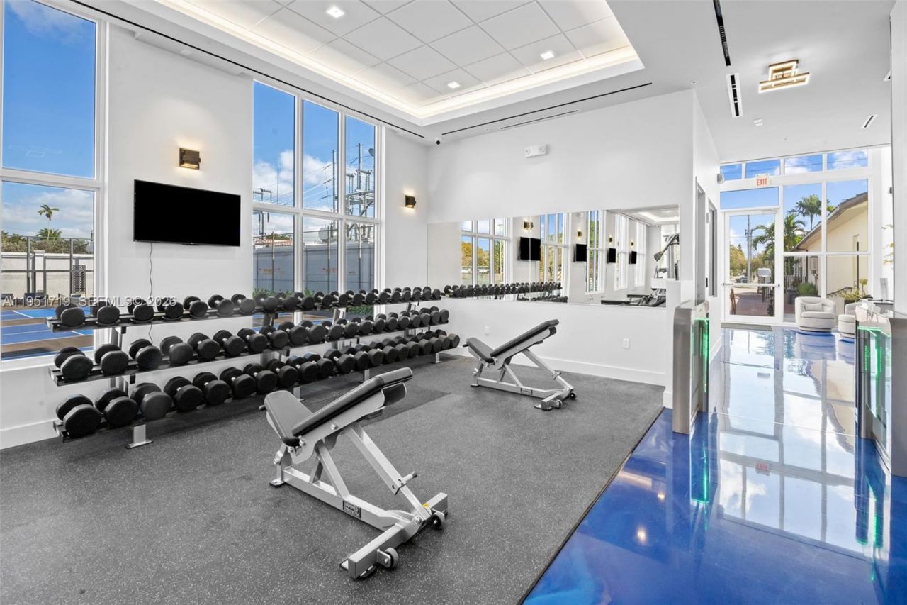 6061 SW 13th St , West Miami, FL 33144 Photo