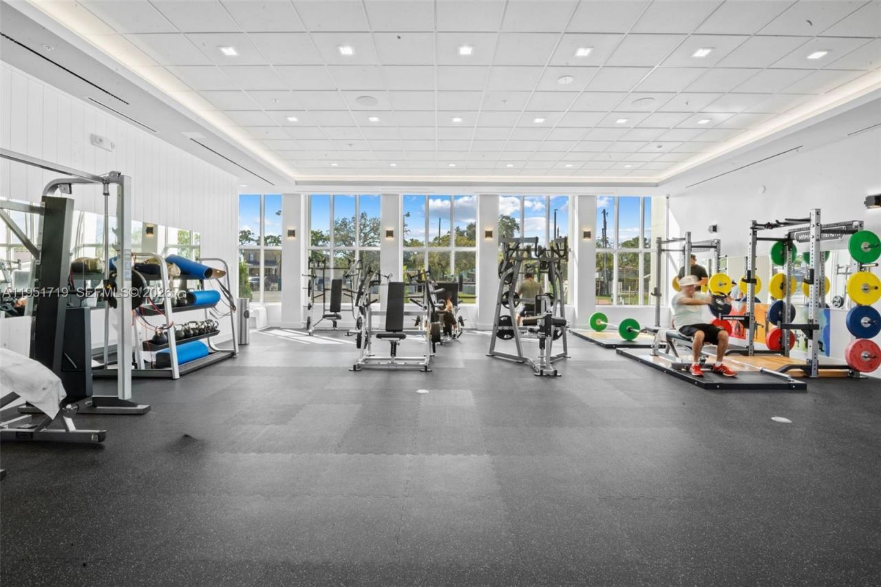 6061 SW 13th St , West Miami, FL 33144 Photo