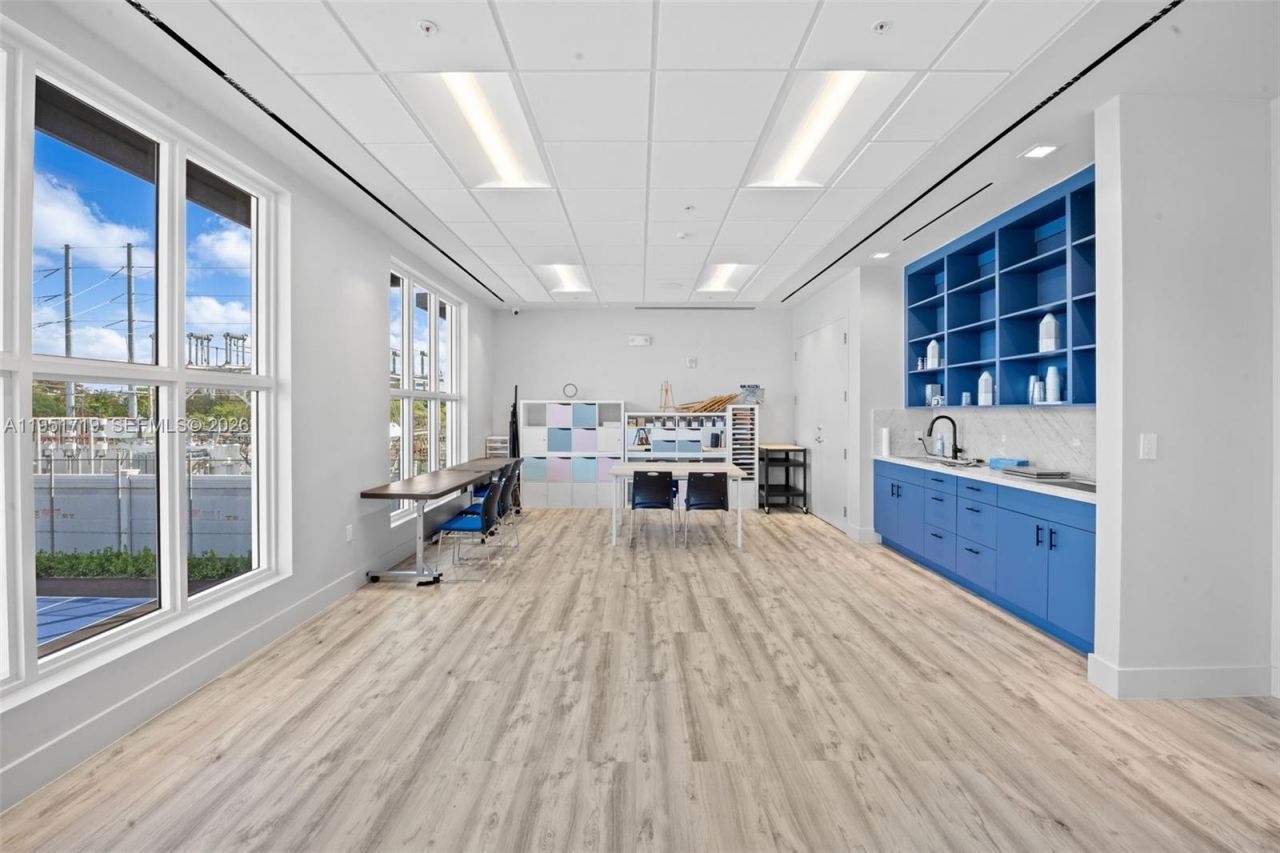 6061 SW 13th St , West Miami, FL 33144 Photo