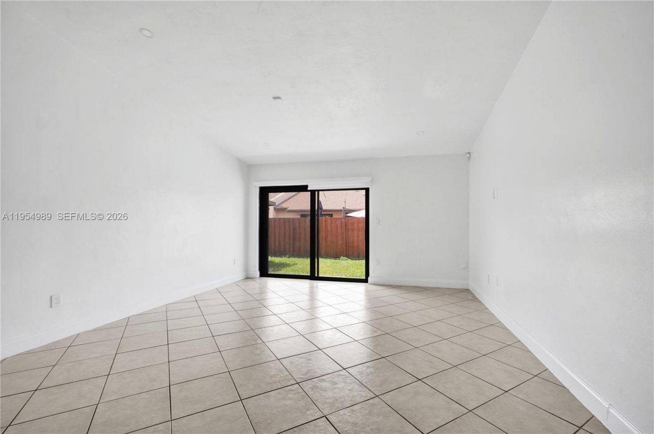 12216 SW 110th Ln, Miami, FL 33186 Photo