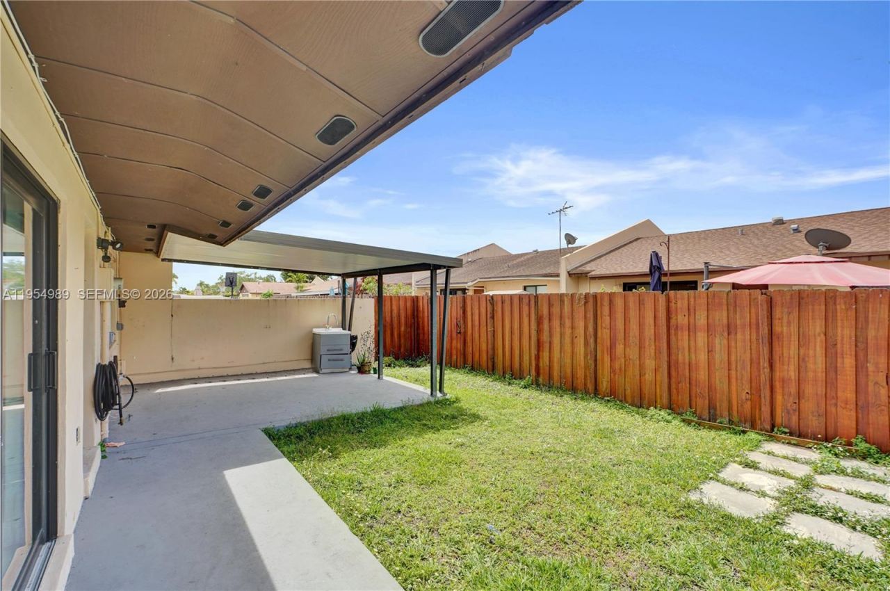 12216 SW 110th Ln, Miami, FL 33186 Photo