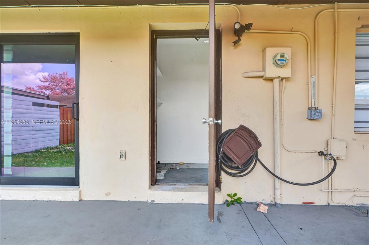 12216 SW 110th Ln, Miami, FL 33186 Photo