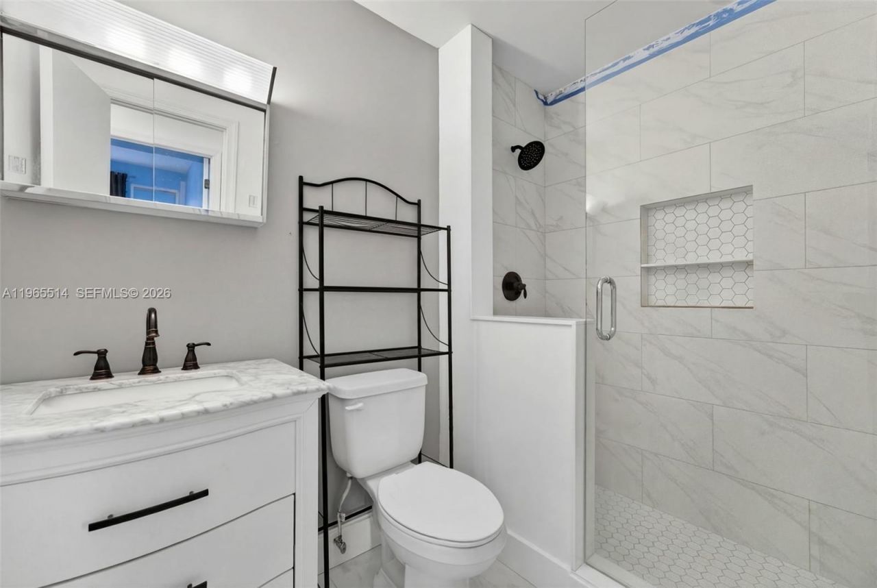 170 Cypress Club Dr , Unit 712, Pompano Beach, FL 33060 Photo