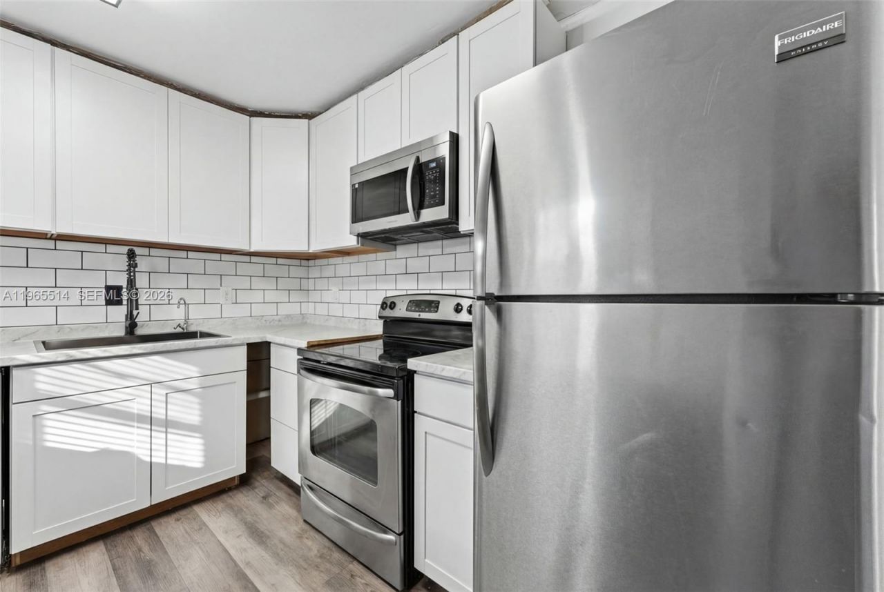 170 Cypress Club Dr , Unit 712, Pompano Beach, FL 33060 Photo