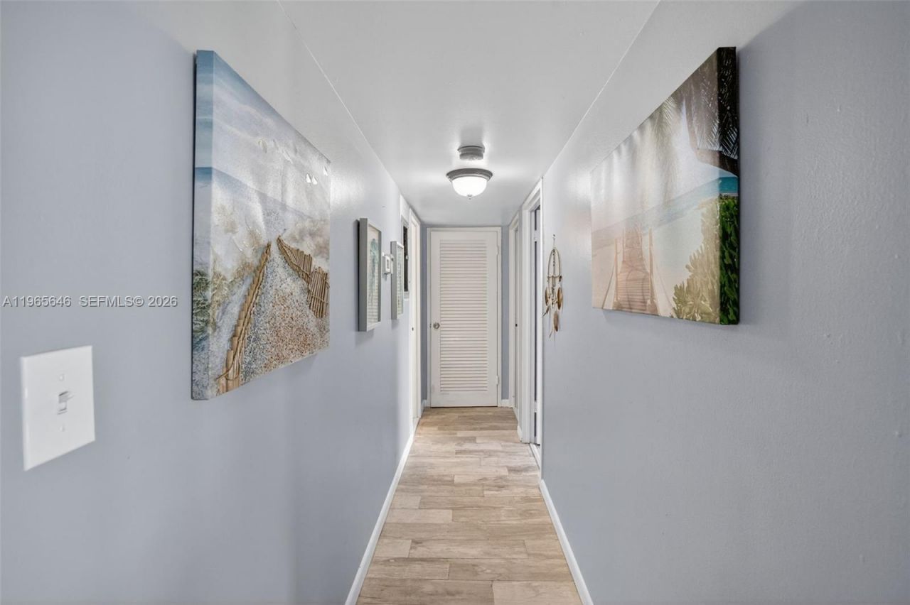 1913 S Ocean Dr, Unit 209, Hallandale Beach, FL 33009 Photo