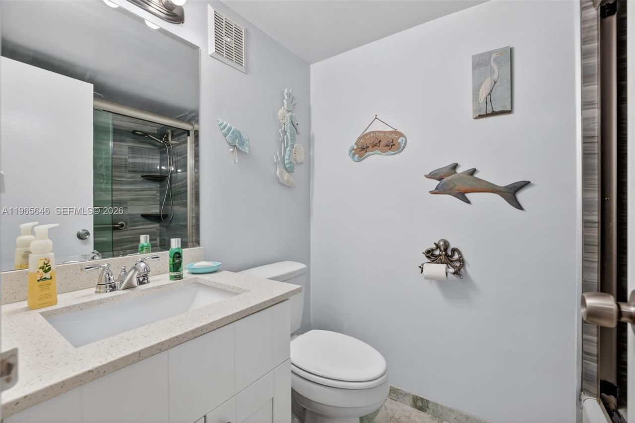 1913 S Ocean Dr, Unit 209, Hallandale Beach, FL 33009 Photo