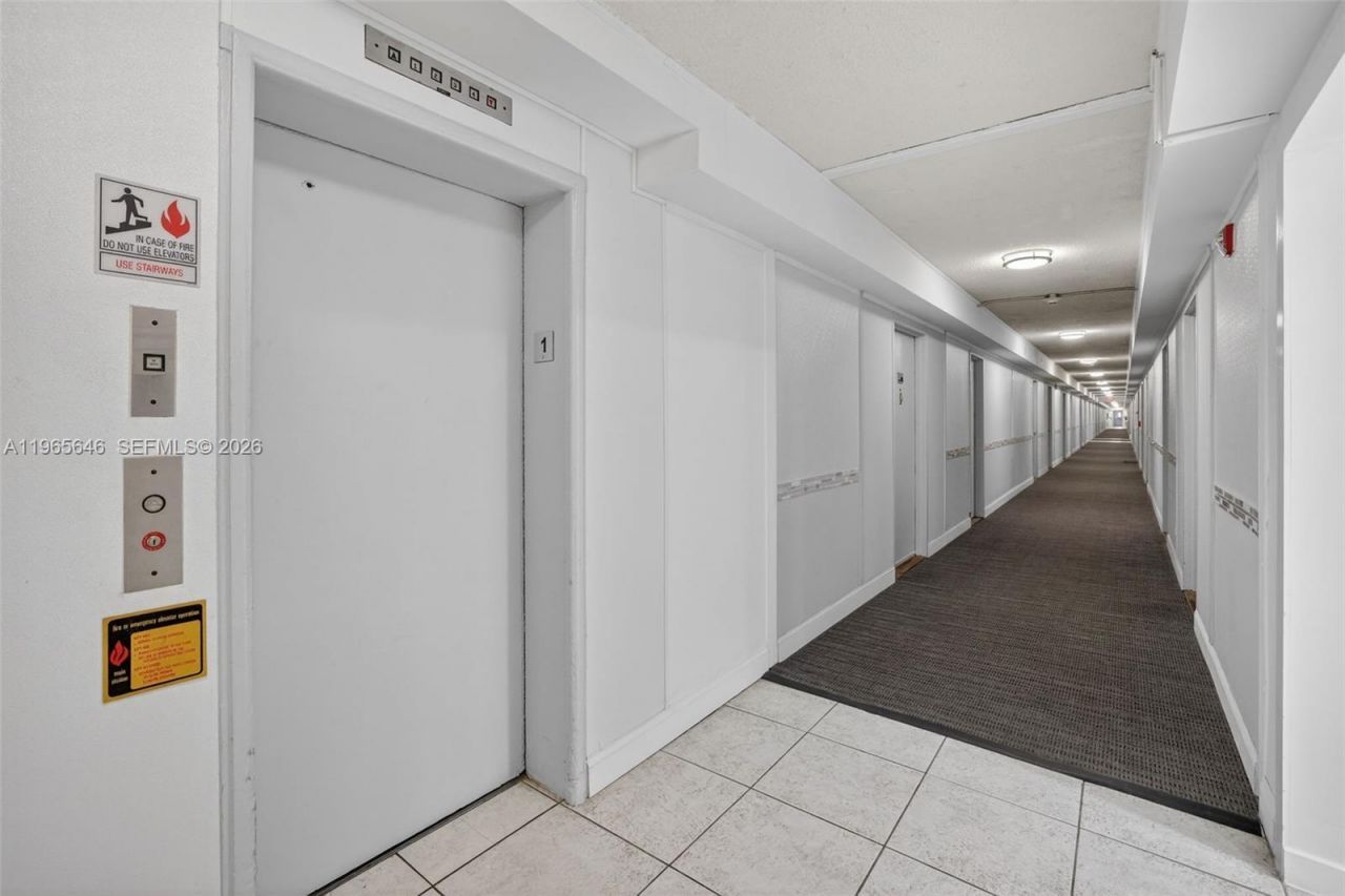 1913 S Ocean Dr, Unit 209, Hallandale Beach, FL 33009 Photo