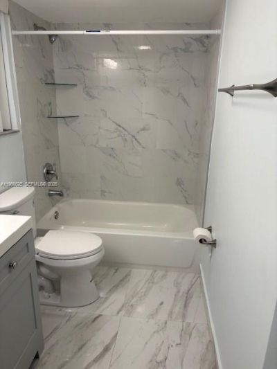 15539 N Miami Lakeway N, Unit 201-22, Miami Lakes, FL 33014 Photo