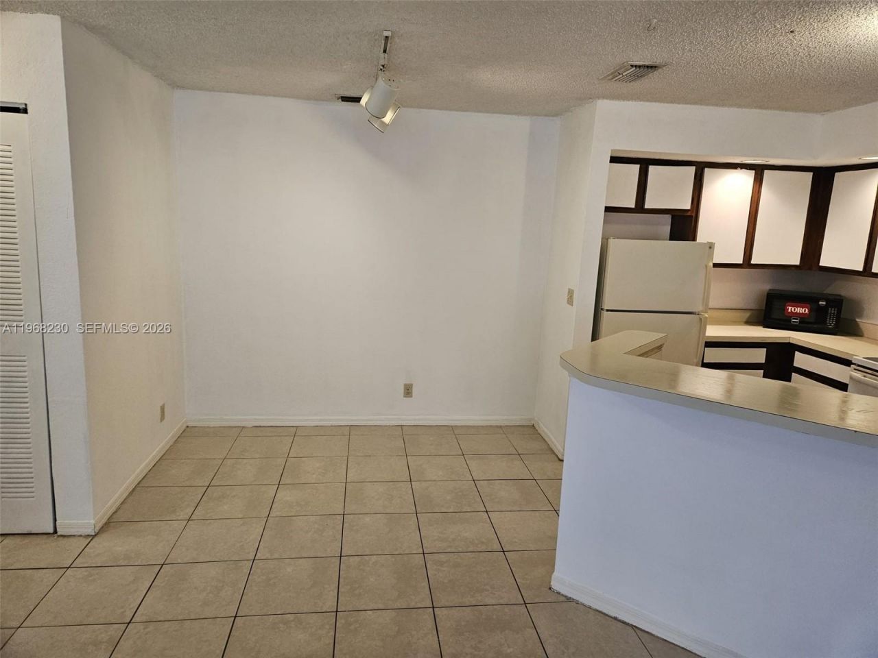 3300 N Pinewalk Dr N , Unit 1911, Margate, FL 33063 Photo