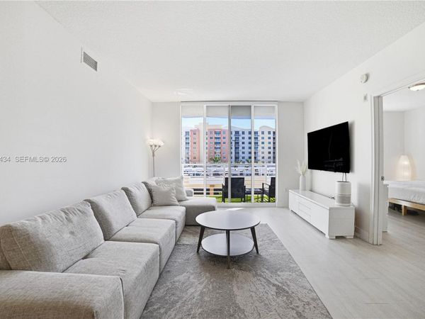 2775 NE 187th St, Unit 625, Aventura, FL 33180