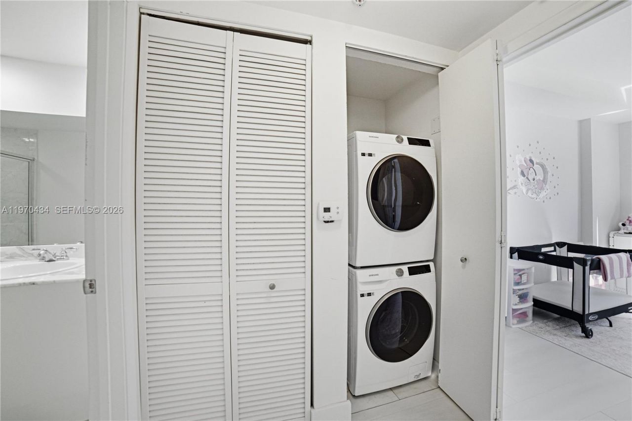 2775 NE 187th St, Unit 625, Aventura, FL 33180 Photo