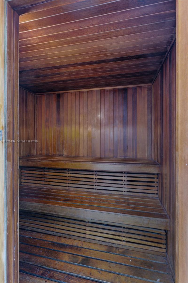 2775 NE 187th St, Unit 625, Aventura, FL 33180 Photo