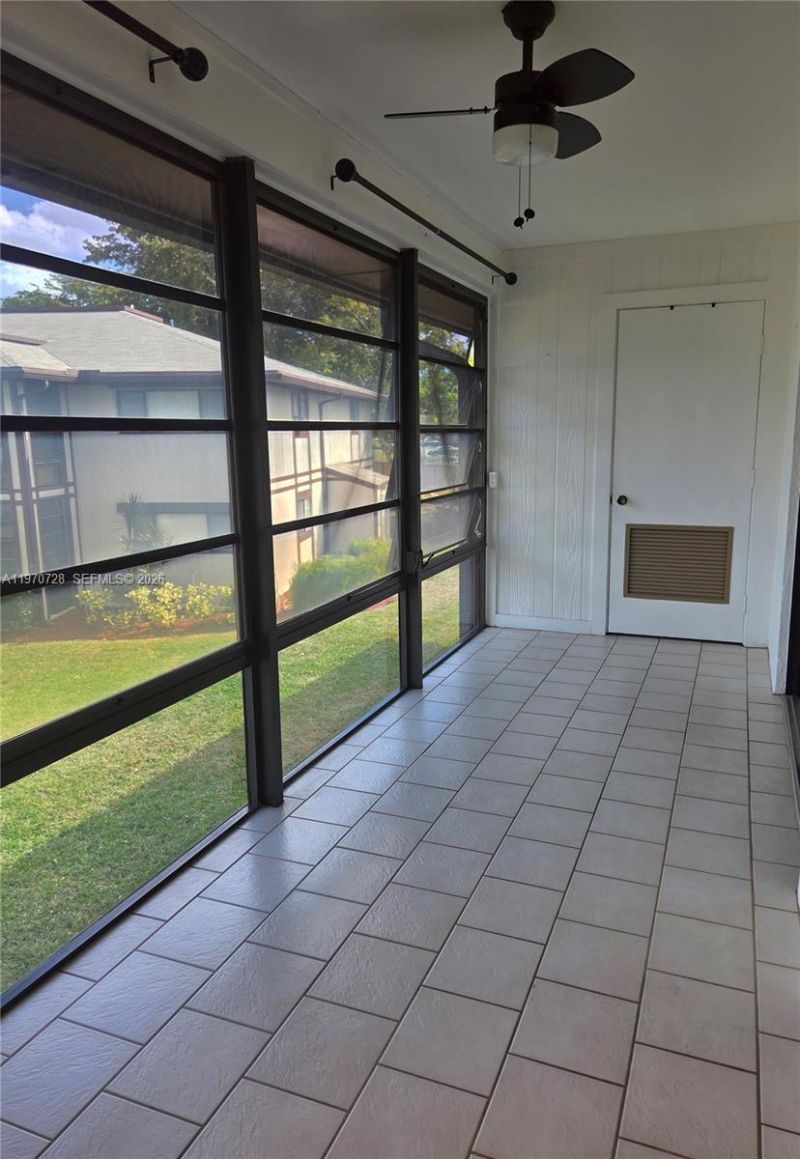 9842 Belfort Cir, Unit 214A4, Tamarac, FL 33321 Photo