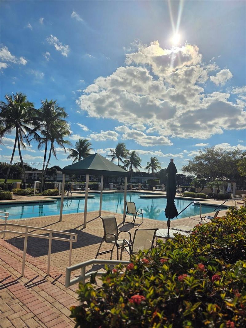 9842 Belfort Cir, Unit 214A4, Tamarac, FL 33321 Photo