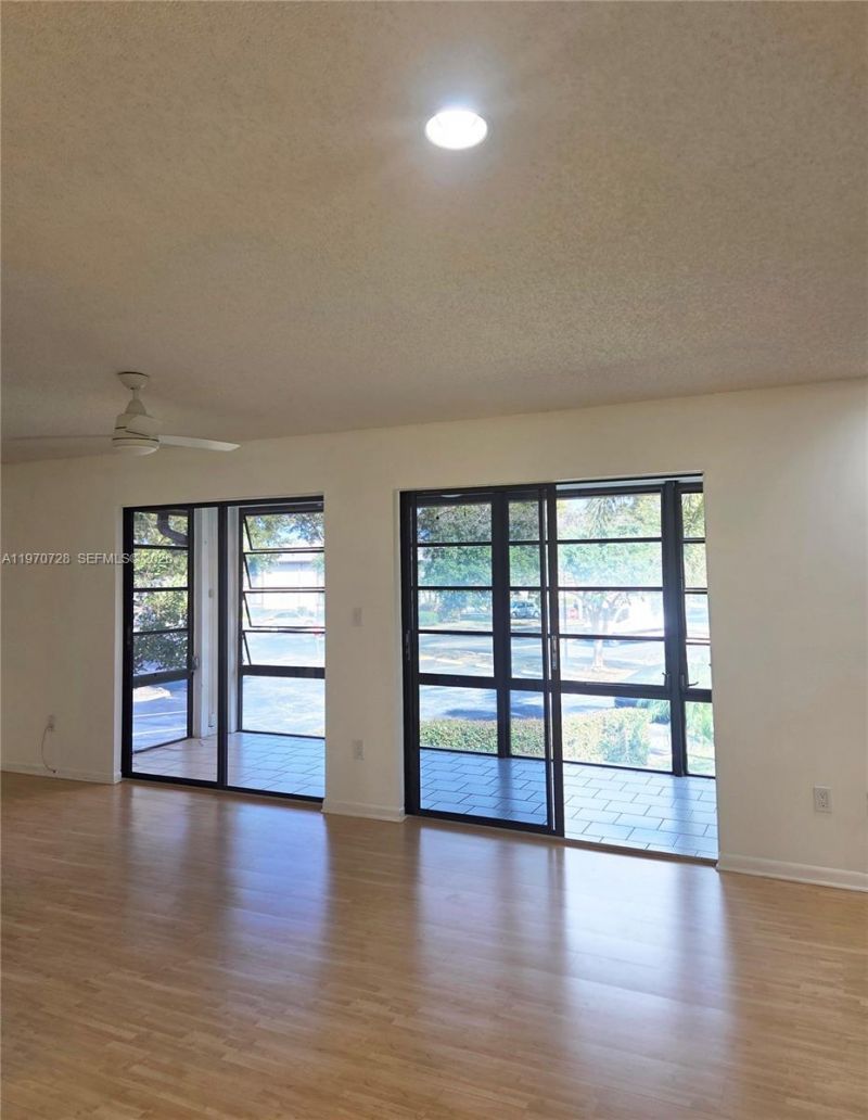 9842 Belfort Cir, Unit 214A4, Tamarac, FL 33321 Photo