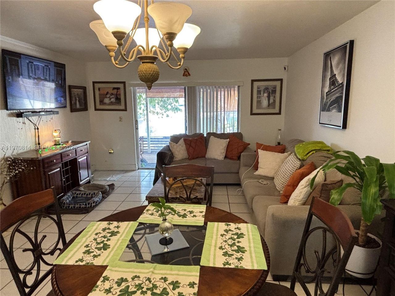 13772 Kendale Lakes Dr, Unit 1, Miami, FL 33183 Photo