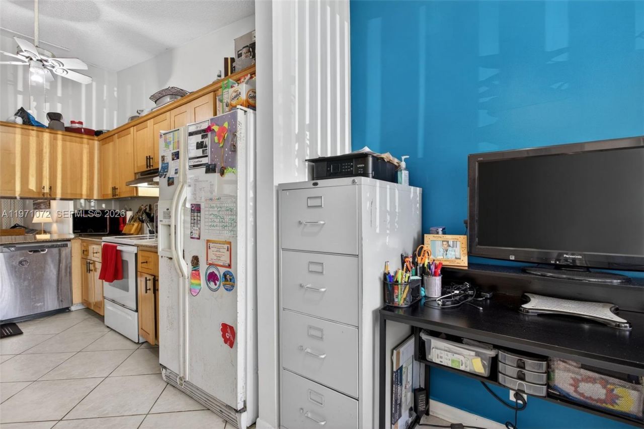 802 NW 79th Ter, Plantation, FL 33324 Photo