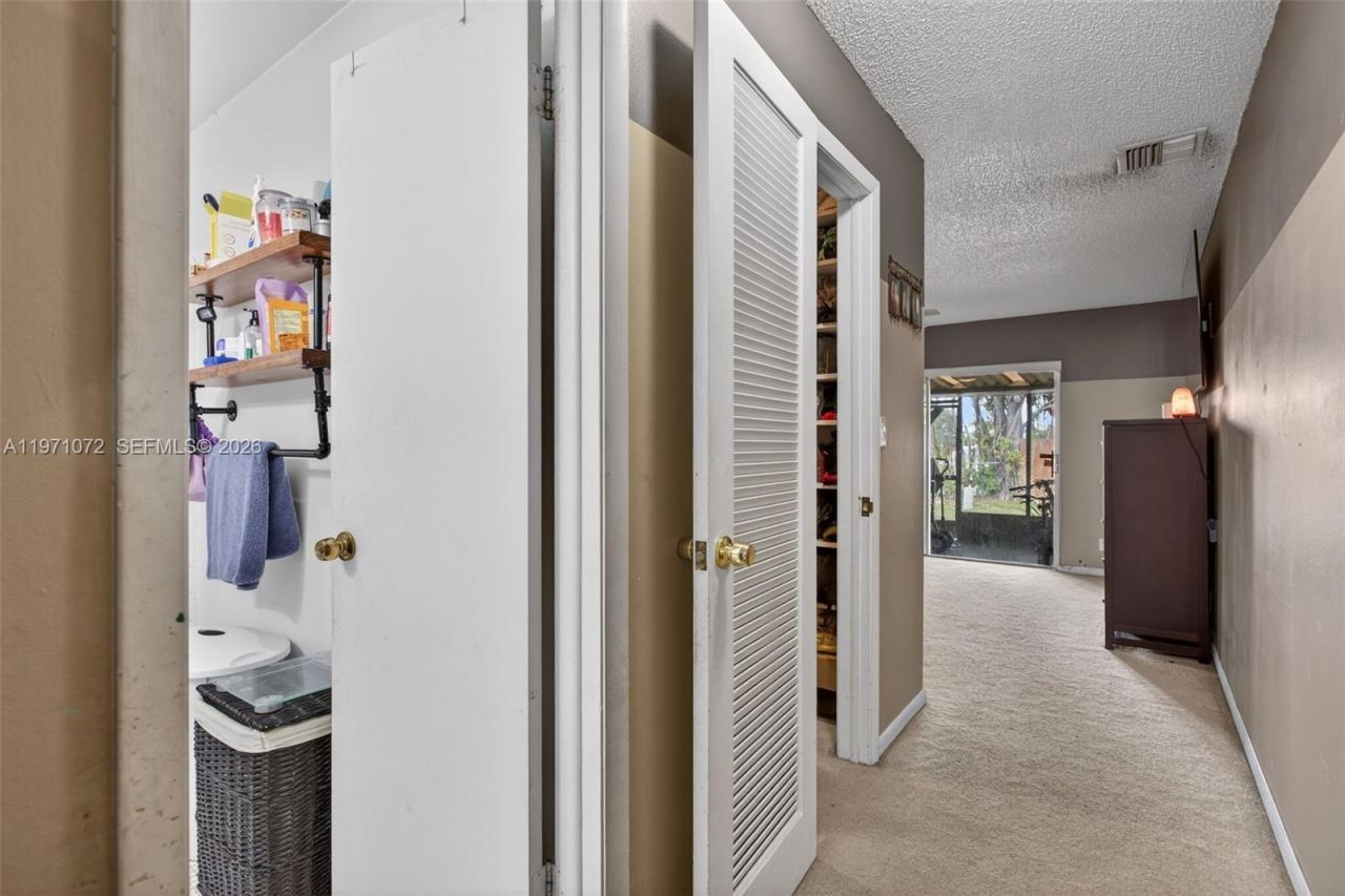 802 NW 79th Ter, Plantation, FL 33324 Photo