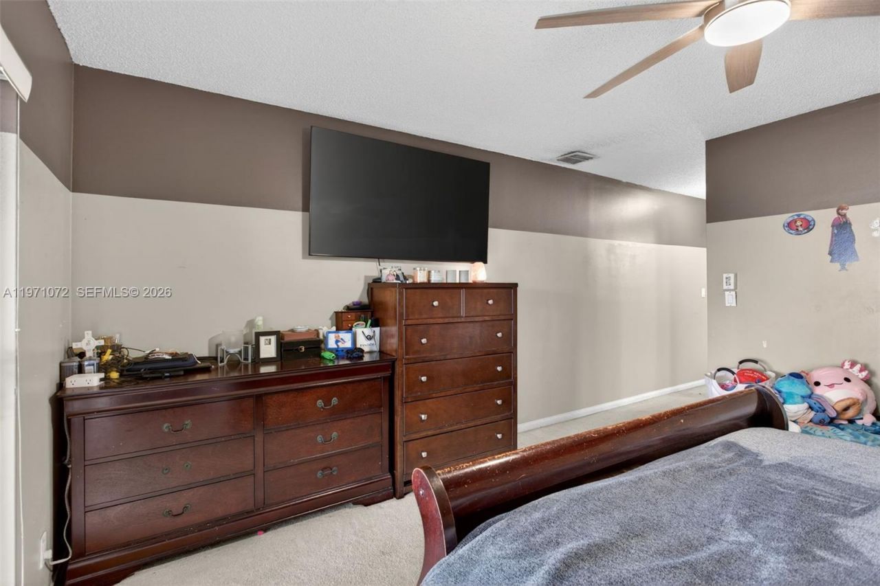 802 NW 79th Ter, Plantation, FL 33324 Photo