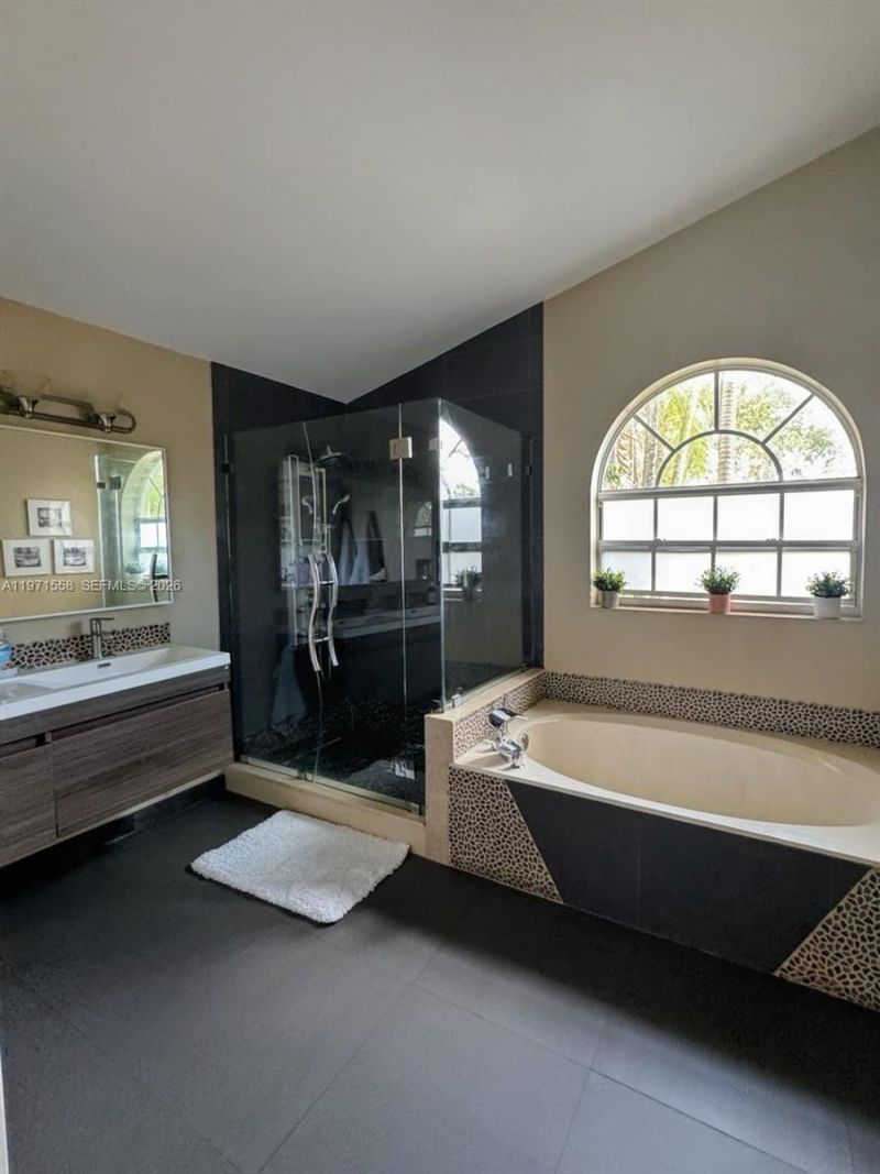 834 Verona Lake Dr, Weston, FL 33326 Photo