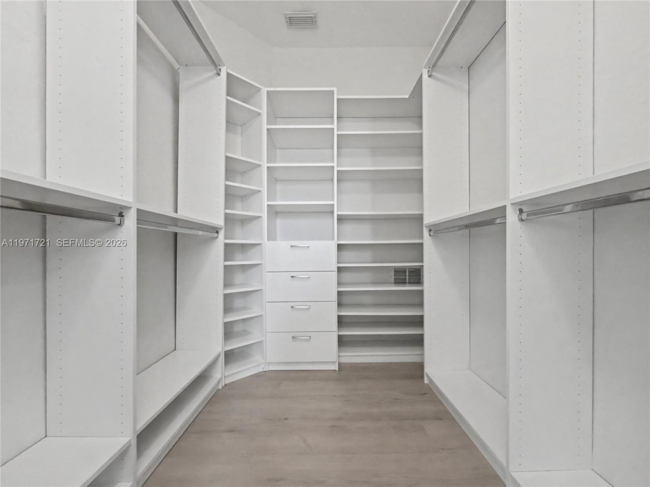 7876 NW 109th Path, Doral, FL 33178 Photo