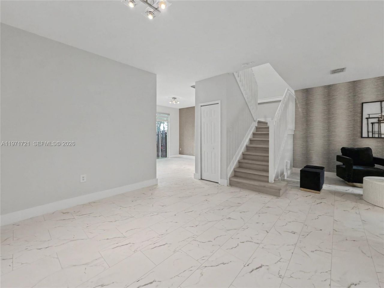 7876 NW 109th Path, Doral, FL 33178 Photo