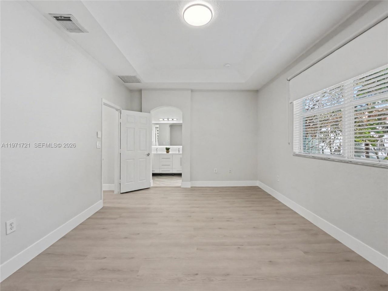 7876 NW 109th Path, Doral, FL 33178 Photo