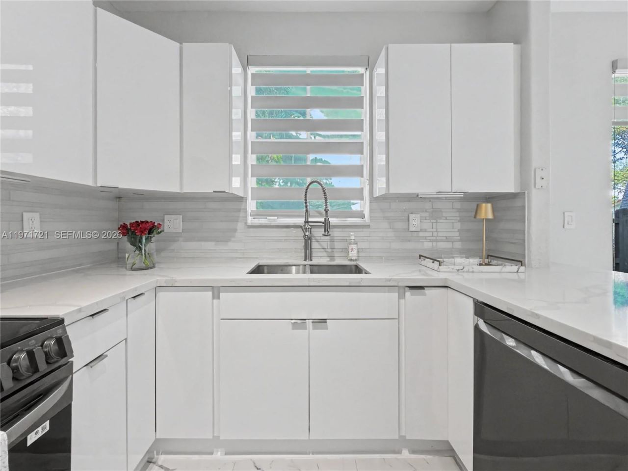 7876 NW 109th Path, Doral, FL 33178 Photo